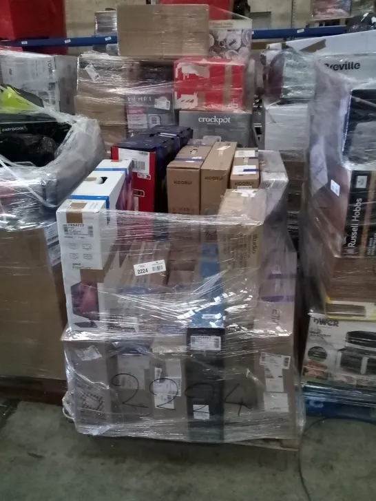 PALLET OF APPROXIMATELY 18 ASSORTED MONITORS INCLUDING: