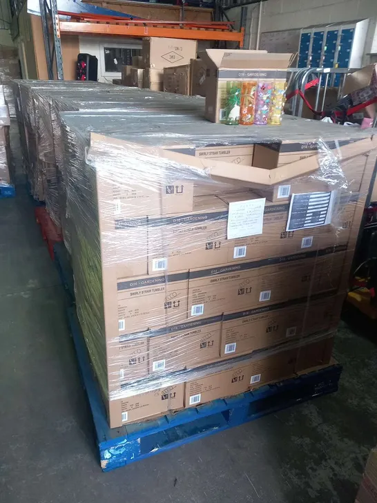 PALLET OF APPROXIMATELY 80 BOXES OF EIGHT BRAND NEW SWIRLY STRAW TUMBLERS  - COLLECTION ONLY