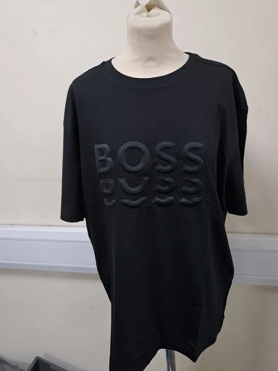 HUGO BOSS LOGO T-SHIRT SIZE L