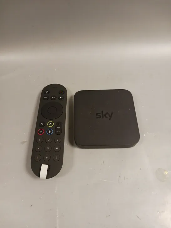 SKY GLASS MULTI ROOM STREAMING PUCK