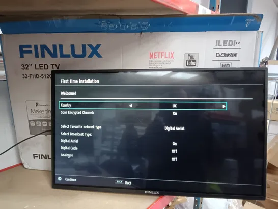 BOXED  FINLUX 32-FHD-5120 32" SMART HD READY LED TV FREEVIEW PLAY BLACK