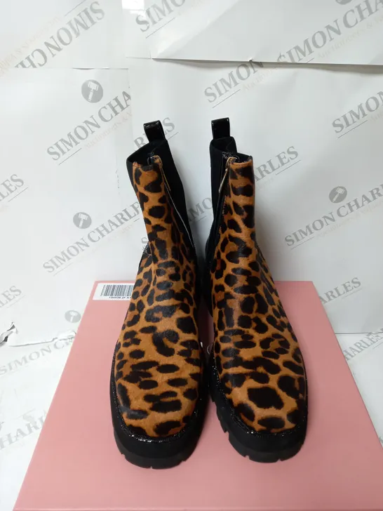 BOXED MODA IN PELLE GERRI EMBELLISHED SQUARE TOE CHELSEA BOOT - LEOPARD - SIZE 7. 