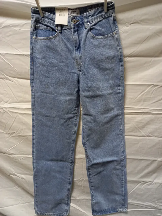 BOX OF APPROX 5 BRAND NEW COTTON:ON BAGGY STRAIGHT JEANS - FLYNN BLUE SIZE AUS 6