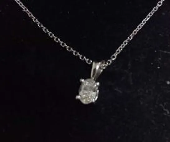 18CT WHITE GOLD PENDANT ON CHAIN, SET WITH AN OVAL CUT NATURAL DIAMOND