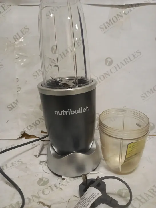 NUTRIBULLET 600 SERIES HIGH SPEED BLENDER