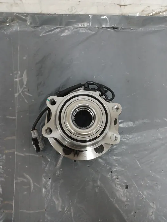 WHEEL HUB UNIT SHAFT HEAD BEARING