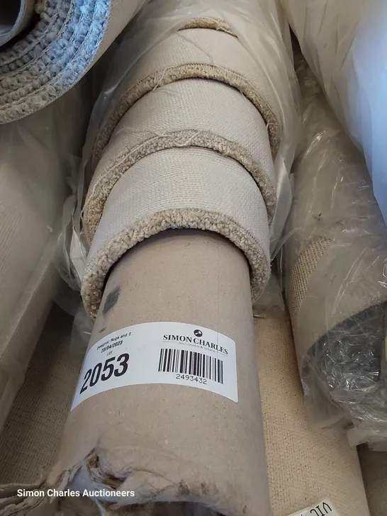 ROLL OF QUALITY ULTIMATE IMPRESSIONS STATELEY CARPET APPROXIMATELY 4M × 3.95M