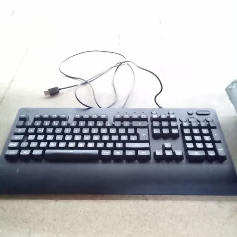 LOGITECH G213 WIRED GAMING KEYBOARD 