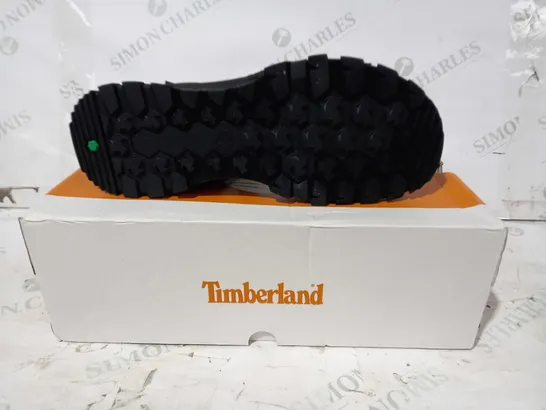 BOXED PAIR OF TIMBERLAND GARRISON TRAIL STRAP SANDALS IN BLACK UK SIZE 9.5