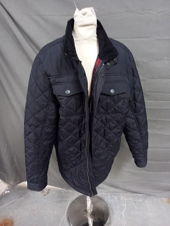 MAINE QUILTED JACKET IN NAVY SIZE L