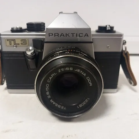 PRAKTICA TL 3 CAMERA