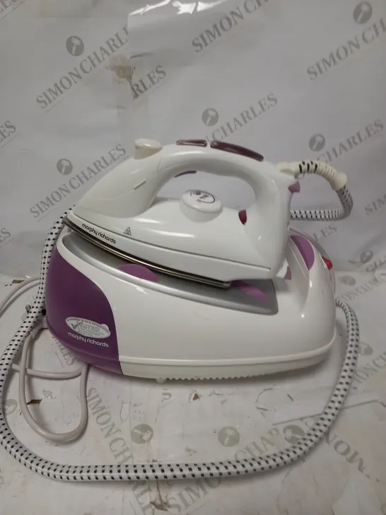 MORPHY RICHARDS JET STEAM GENERATOR IRON PINK/WHITE