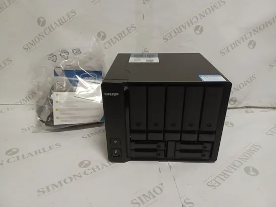 QNAP TS-932PX NAS SERVER