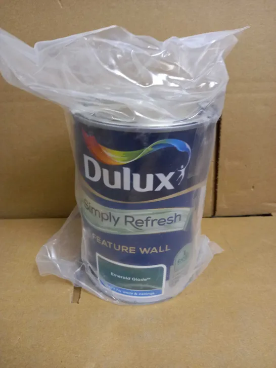DULUX ONE COAT FEATURE WALL EMERALD GLADE RRP £24.99