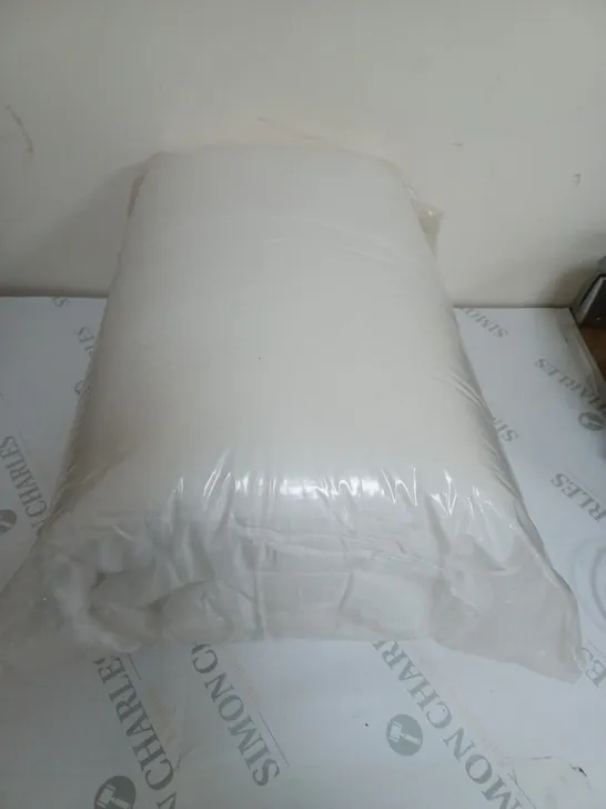 WHITE DOUBLE BED MATTRESS TOPPER 