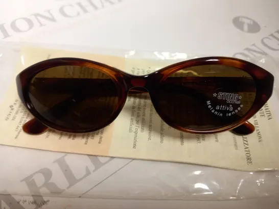 APPROXIMATELY 10 DIERRE STING SUNGLASSES - BOXED