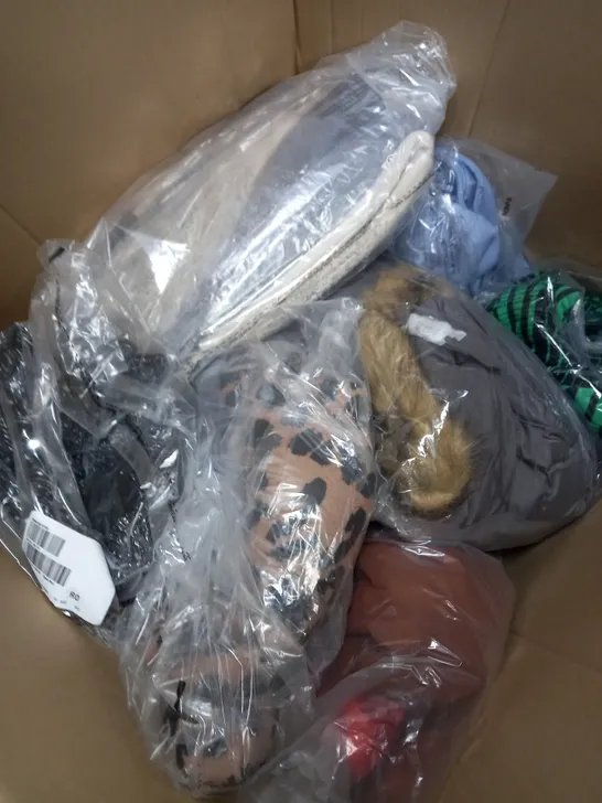 BOX OF APPROXIMATELY 10 CLOTHING ITEMS TO INCLUDE JUMPER, DRESS, TOP ETC