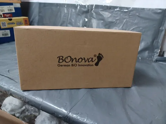 BOXED PAIR OF BONOVA SANDALS PINK PRINT DESIGN SIZE 6 UK