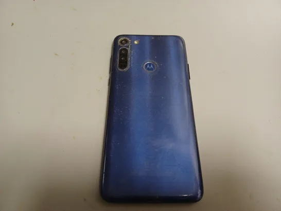 MOTOROLA MOTO G8