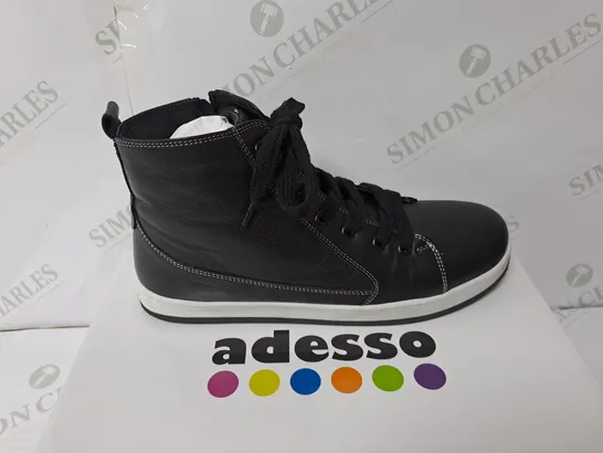 BOXED LEATHER HIGH TOP BOOTS DARK BROWN SIZE 5