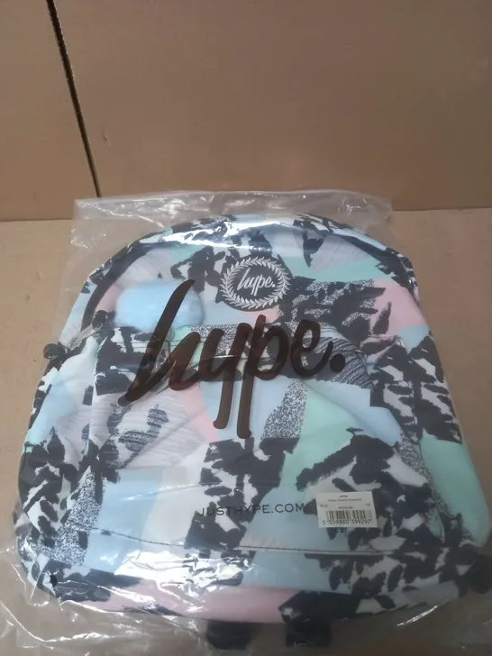 HYPE PASTEL ABSTRACT BACKPACK 