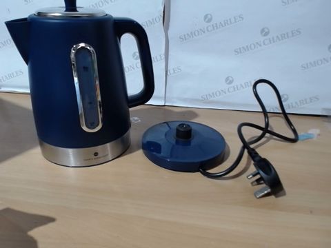 COOK'S ESSENTIALS ELECTRIC KETTLE