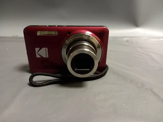 KODAK PIXPRO FZ55 FULL HD CAMERA RED