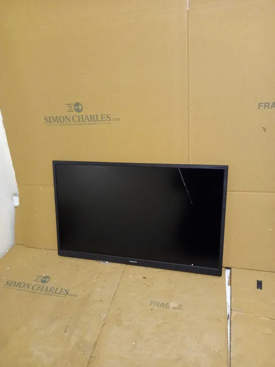 SAMSUNG ESSENTIAL MONITOR S33A