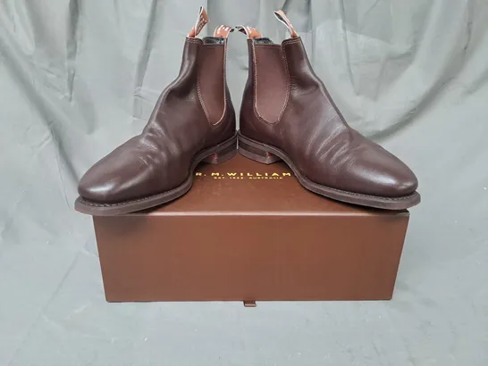 BOXED PAIR OF RM WILLIAMS COMFORT CRAFTSMAN SHOES IN CHESTNUT UK SIZE 8.5