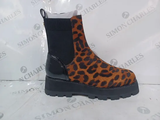 BOXED MODA IN PELLE GERRI EMBELLISHED SQUARE TOE CHELSEA BOOT - LEOPARD - SIZE 5