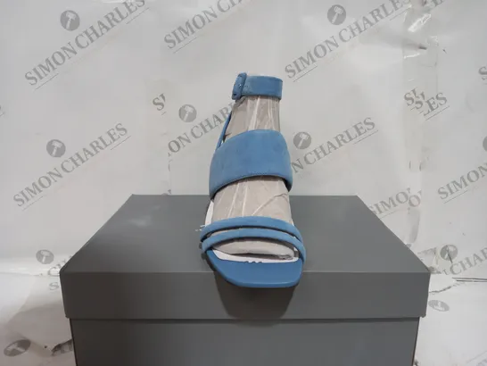 BOXED VIONIC BLUE OPEN TOE HIGH HEELS - SIZE 6