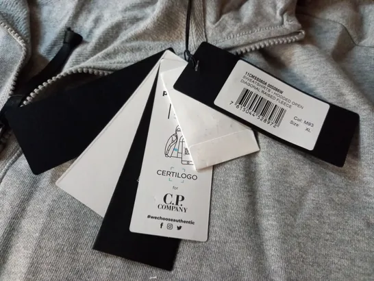 C.P.COMPANY GREY ZIP THROUGH HOODIE - XL