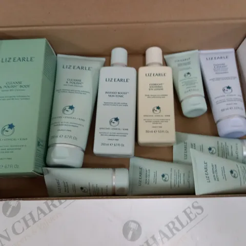 LIZ EARLE 10-PIECE BEAUTY SET 