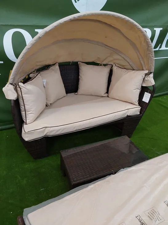 DESIGNER ROUND RATTAN SOFA WITH CANOPY AND SMALL TABLE