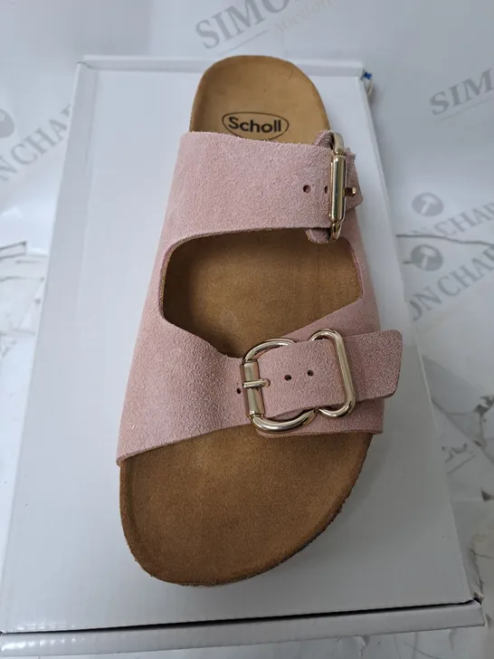 BOXED SCHOLL SANDLES IN PINK SIZE 6