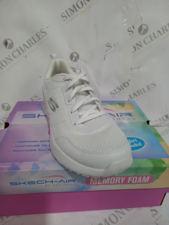 SKECHERS SKECH-AIR CLIP LACE UP TRAINERS IN LAVENDER UK SIZE 7