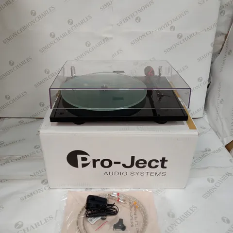 BOXED PRO-JECT AUDIO SYSTEMS T1 PHONO SB TURNTABLE