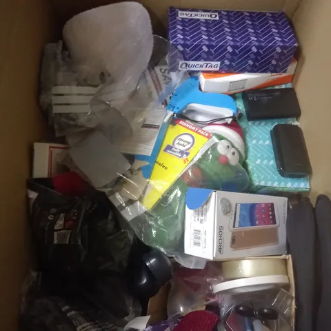 LARGE BOX OF ASSORTED HOUSEHOLD ITEMS 
