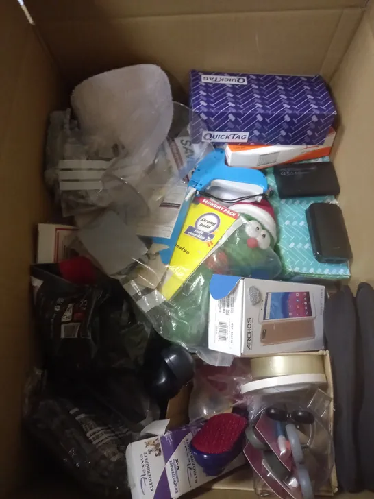 LARGE BOX OF ASSORTED HOUSEHOLD ITEMS 