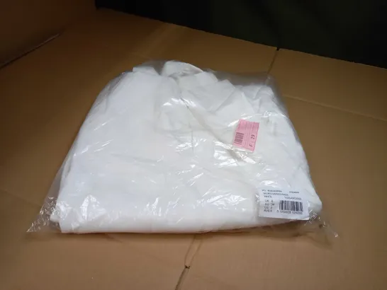 PACKAGED WHITE TAILORED OVERSIZED BLAZER - SIZE 6