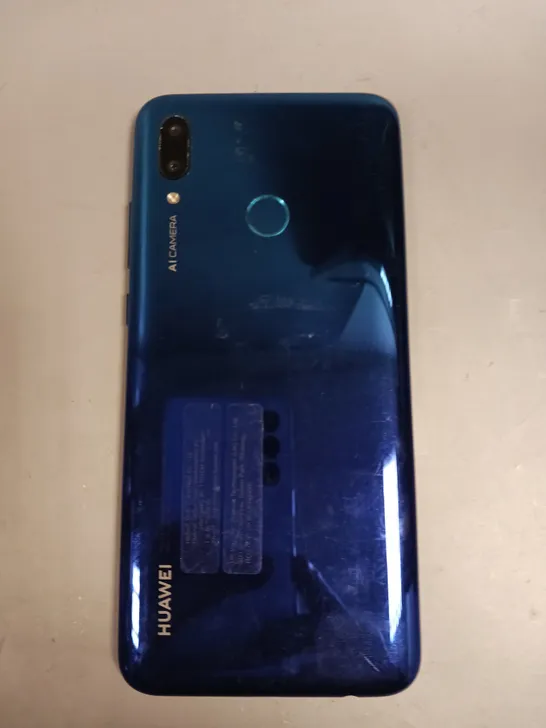 HUAWEI P SMART SMARTPHONE 