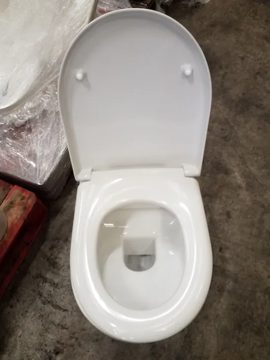 BRAND NEW TOILET PAN WITH SEAT