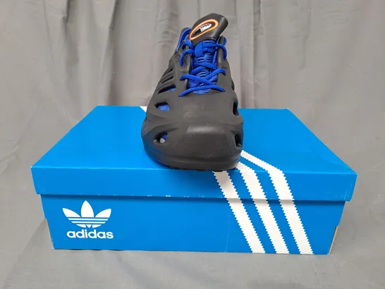 BOXED PAIR OF ADIDAS ADIFOM CLIMACOOL SHOES IN BLACK/BLUE UK SIZE 9.5