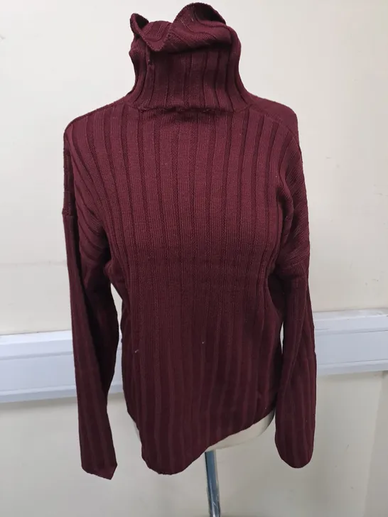 THREADBARE CHUNKY ROLL NECK JUMPER IN DEEP RED SIZE 6