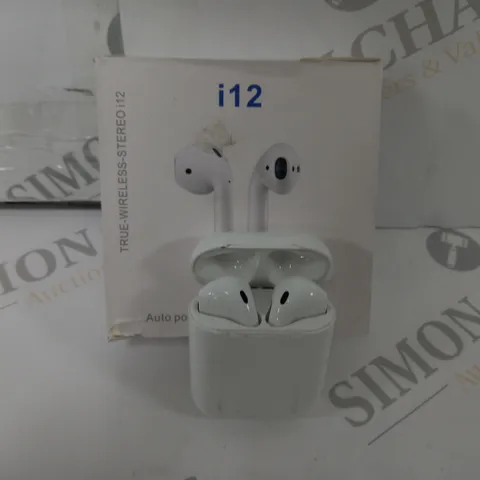 BOXED I12 TRUE WIRLESS EARBUDS IN WHITE