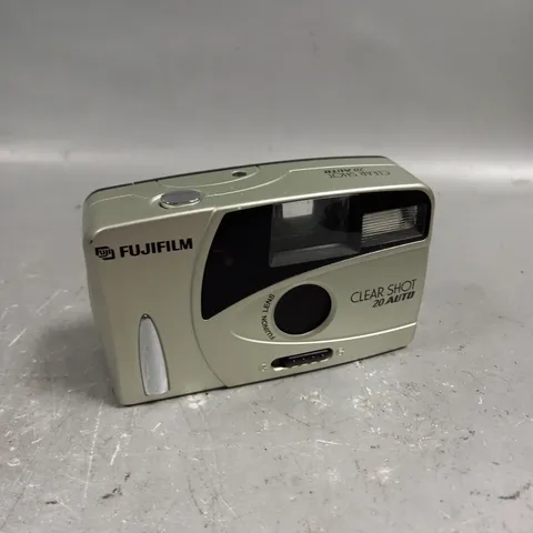 FUJIFILM CLEAR SHOT 20 AUTO FILM CAMERA 