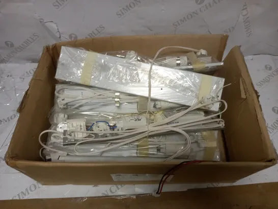 BOX TO CONTAIN APPROX. 12 MIXED LIGHTING PARTS AND ELEMENTS