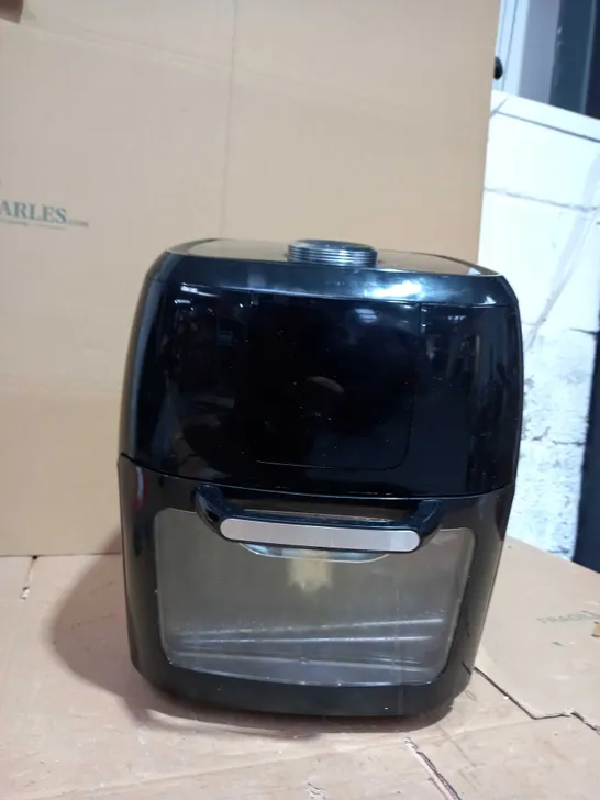 MULTIFUNCTIONAL AIR FRYER BLACK