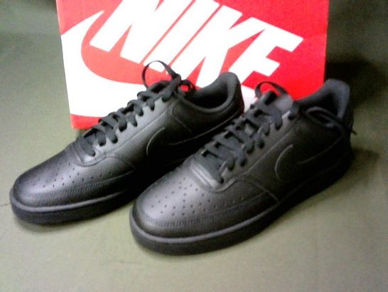 BOXED PAIR OF NIKE COURT VISION TRAINERS IN BLACK - UK 8