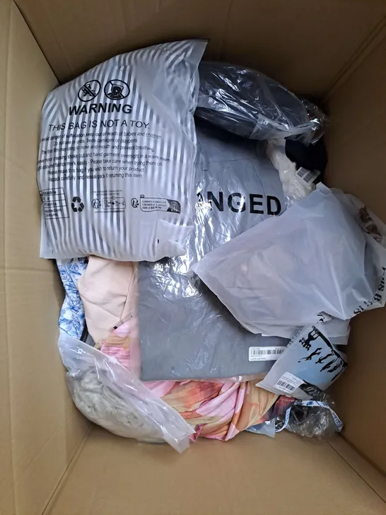 BOX OF APPROXIMATELY 25 ASSORTED CLOTHING ITEMS TO INCLUDE - DRESSES, ONESIE, SKIRT ETC